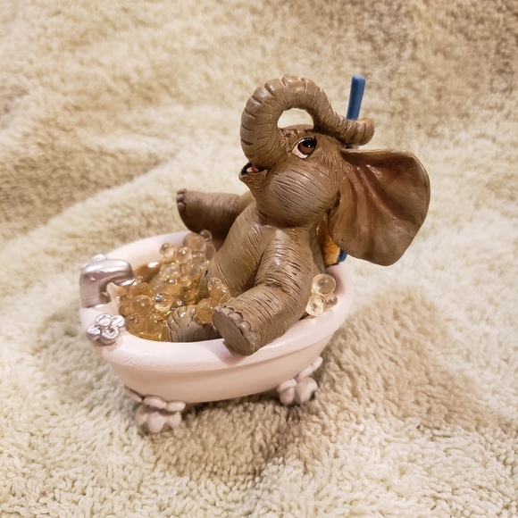 Elephant - Picture 4 of 4